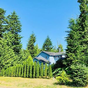 Blue Cedar Suite Tofino Exterior photo