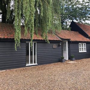 The Six Bells Barn, Preston St Mary, Suffolk. Villa Exterior photo