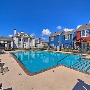 Monkey Island Townhome Hot Tub And Community Pool Afton Exterior photo