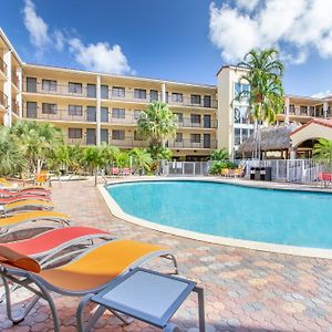 Holiday Inn&Suites Boca Raton - North Exterior photo