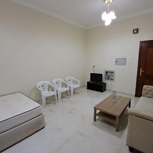 Apartamento Studio fully furnished Al Ḩamīdīyah Exterior photo