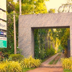 Hotel Waasala Leisure Anuradhapura Exterior photo