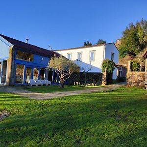 A Ribeira Do Tambre Hostal Troitosende Exterior photo