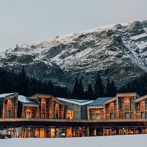 campZero Active Luxury Resort Champoluc Exterior photo