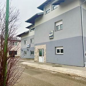 Apartamento Eurogrill Attnang Exterior photo