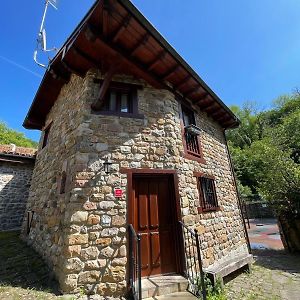 El Refugio Del Argoza Villa Bárcena Mayor Exterior photo