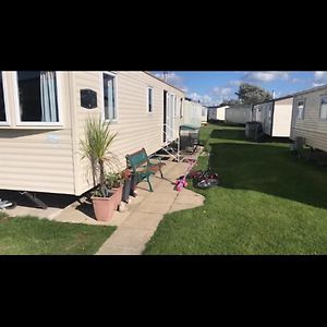 3 Bedroom Caravan At Marine Holiday Park Rhyl Exterior photo