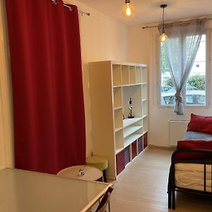 Apartamento Nice Studio Close To The Park Georges Brassens París Exterior photo