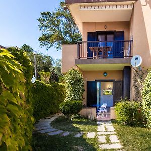 Apartamento Casa Esmeralda Near The Sea With Patio! Cannigione Exterior photo