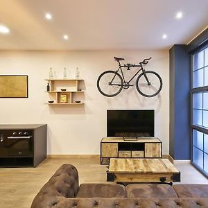 Apartamento Loft Diseno El Taller Del Abuelo Con Parking Salamanca Exterior photo