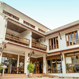 Hotel The Indigo House Phrae Exterior photo