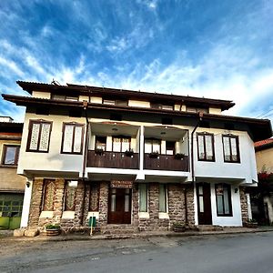 Hotel Torlacite Chiprovtsi Exterior photo