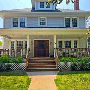 The Ainslie House Villa Charlevoix Exterior photo