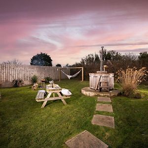 Cober Lodge, Helston Exterior photo