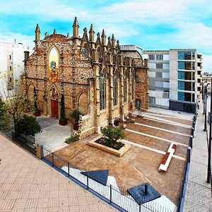 Hotel Residencia Universitaria Sant Joan Reus Exterior photo