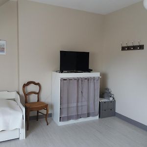 Escale Au Chiteau Bed and Breakfast Huisseau-sur-Cosson Room photo