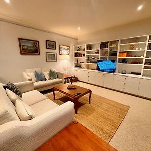 3 Bdrm 2 Bthrm House Close To Canberra Cbd & Anu Villa Exterior photo