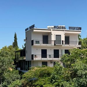 Hotel Trifoni Përmet Exterior photo