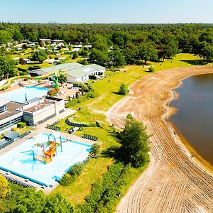 Hotel Glamping De Schatberg Sevenum Exterior photo