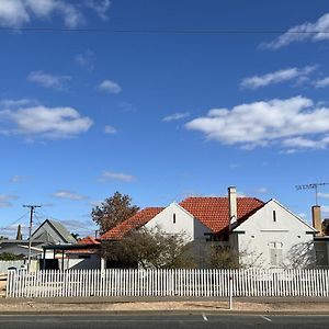 The 155 Ral Ral Avenue Stay Renmark Exterior photo