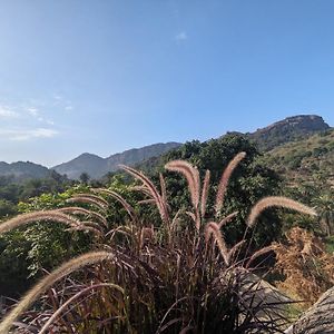 Hotel Cave Canvas Mount Abu Exterior photo