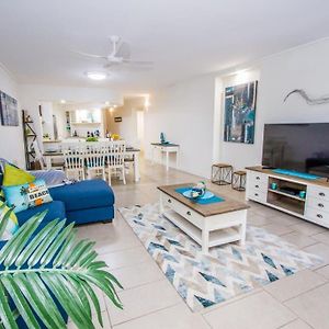 Apartamento Coral Sands - Luxury Poolside Unit In Agnes Water Seventeen Seventy Exterior photo