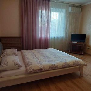 Apartamento Квартира Кравчука 11Б, Автостанція Teremno Exterior photo