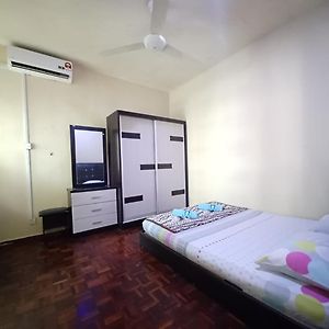 Homestay Bajet Kk Ua1 First Floor 2 Rooms 1 Aircond Kota Kinabalu Exterior photo