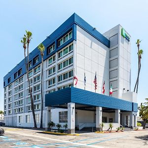 Holiday Inn Express Van Nuys By Ihg Los Ángeles Exterior photo