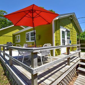 Fully Fenced Yard And Minutes To Bayside Beaches Villa Eastham Exterior photo