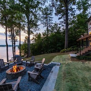 Luxury Lakefront Retreat-Secluded, Hot Tub, Dock, Sunset View Lakeview Exterior photo