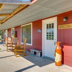 Apartamento Delightful Carmine Studio On Farm Near Round Top! Exterior photo