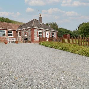 Flint Cottage Great Yarmouth Exterior photo