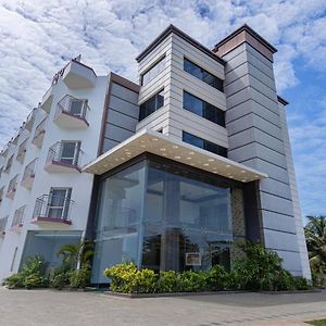 Hotel Treebo Aptin Nagapattinam Exterior photo