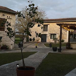 Métairie des Gâcheries Villa Champagne-et-Fontaine Exterior photo