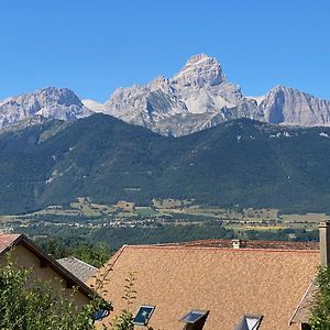 Grand Gite Rural 8-10P A La Montagne Avec Jardin Villa Corps Exterior photo