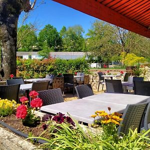 Hotel Le Relais De Boralde Espalion Exterior photo