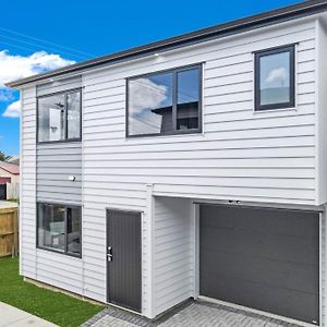 Family Holiday Home Papakura - 175 Auckland Exterior photo