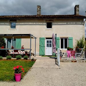 Repos et détente au cœur des richesses du Poitou Villa Vaux  Exterior photo