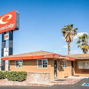 Econo Lodge On Historic Route 66 Barstow Exterior photo