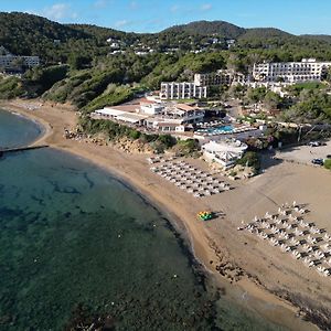 Invisa Hotel Club Cala Blanca Playa DPlaya Des Figueral Exterior photo