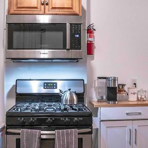 Apartamento Cozy 2Br-Walk To Tufts & Green Line, Near Boston! Medford Exterior photo