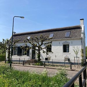 Hotel Beautiful Renovated Farmhouse Ankeveen Exterior photo