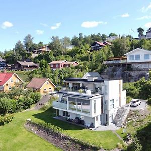 Moderne Bolig, Hoy Standard Og Fantastisk Utsikt Villa Drøbak Exterior photo