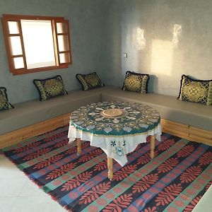 Apartamento يونس وساي Sidi Ouassay Exterior photo