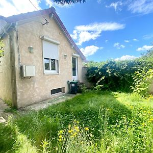 Jolie Maison Renovee Avec Jardin Proche Paris Villa Montigny-lès-Cormeilles Exterior photo