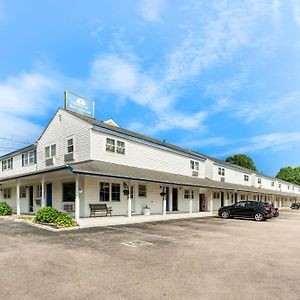 Americas Best Value Inn - Stonington Exterior photo