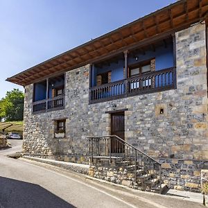 Orandi Villa Onís Exterior photo