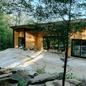 Secluded Modern Retreat In The Woods With Swimming Hole Villa Catskill Exterior photo