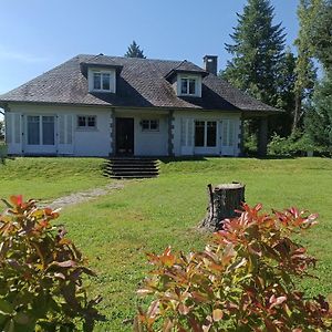 La Maison Au Coeur De L Auvergne Villa Lanobre Exterior photo